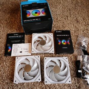 【美品】Lian Li UNI FAN SL-INF 120 WT-3PACK