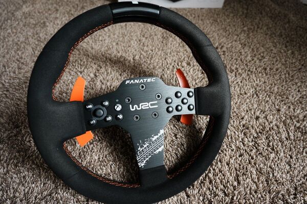 【セット】CSL Elite Steering Wheel WRC とQR2lite Fanatec
