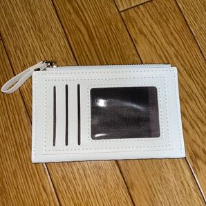 定期入れ 小物入れ 白アイボリー