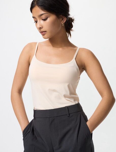 UNIQLO ユニクロ エアリズム ブラキャミソール ナチュラル XL
