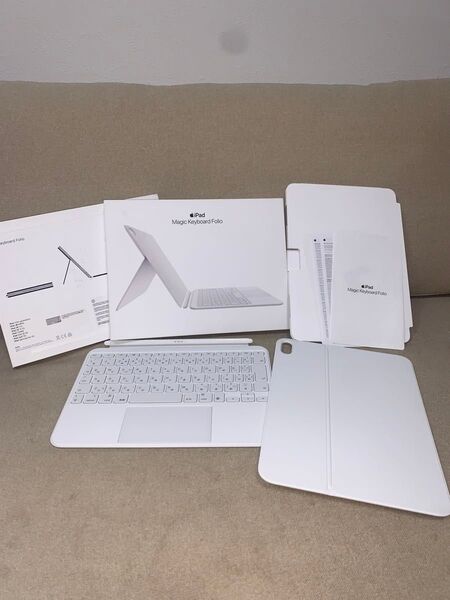 Apple iPad(第10世代)用Magic Keyboard Folio MQDP3J/A