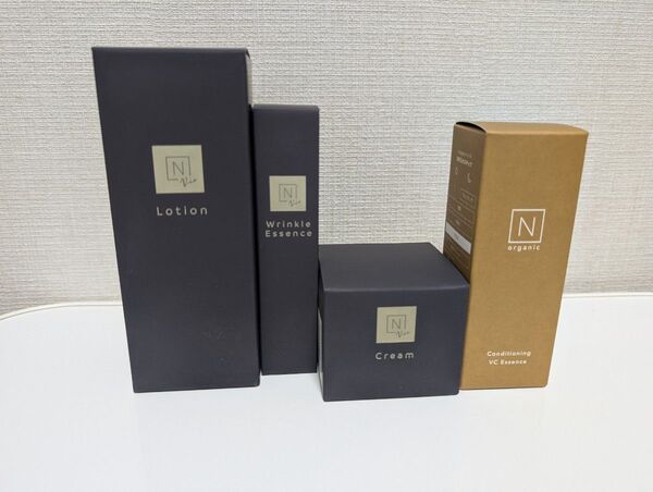 NオーガニックVie ローション クリーム リンクルパックエッセンス Basic VCエッセンス 4点セット