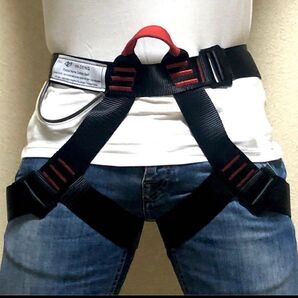 ロッククライミングハーネス ロッククライミング 安全帯ハーネス 登山ハーネス シットハーネス 登山安全帯アウトドアハーネス D環