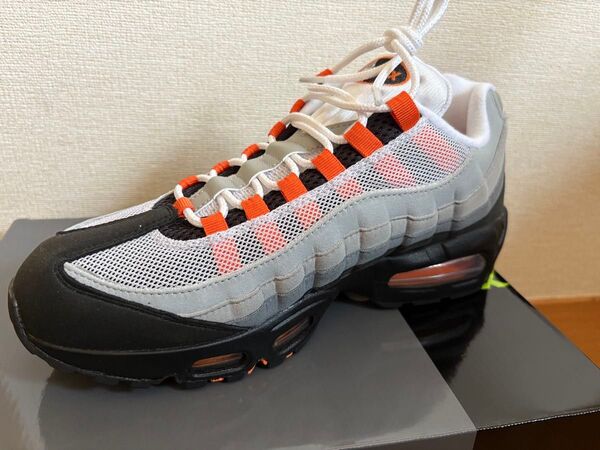 Nike Air Max 95 OG Bright Mandarin 27