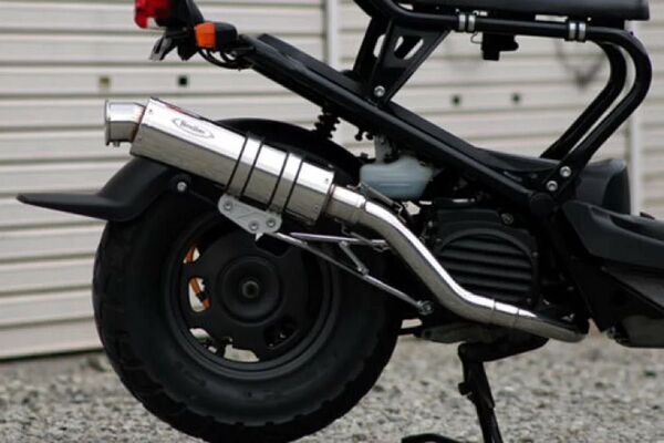 新品 未使用 在庫有平日発送 Realize (リアライズ) ホンダ ズーマー (AF58) バイクマフラー Blink