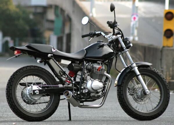 新品 未使用 在庫有平日即日発送 Realize ホンダ FTR223 100φ砲弾マフラー SUS 3曲げ (Type3)