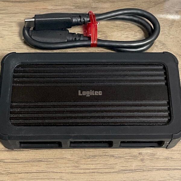 ロジテック SSDケース USB4 M.2 NVMe LGB-PNVU4C