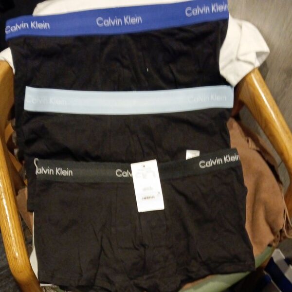 週末セール!☆Calvin Klein☆ボクサータイプ3枚☆Lサイズ☆ブラック☆新品未使用