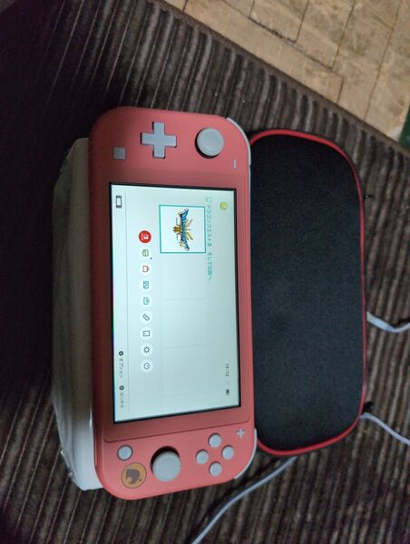 任天堂スイッチライト本体ケース32ギガSDカード付き