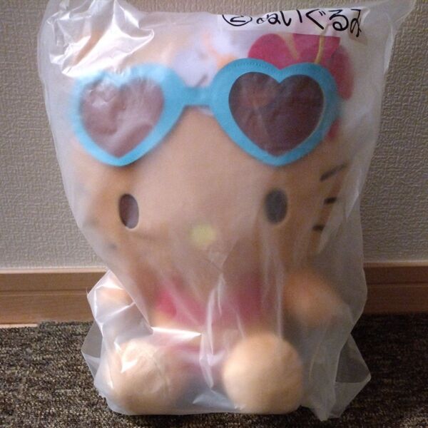 サンリオ ハローキティ 当たりくじ 日焼けキティ ぬいぐるみ