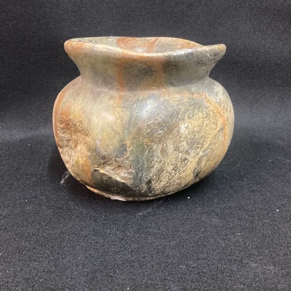 珍品 希少 石でできた壺 出自不明 花器 花瓶 時代物 花入