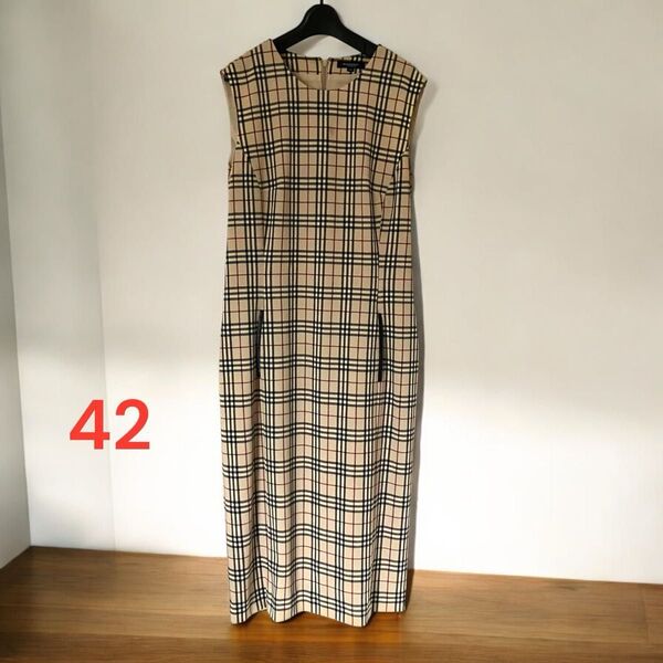 未使用に近い◆大きいサイズ◆BURBERRY バーバリーロンドン 42 ノバチェック ノースリーブワンピース 薄手ウール ベージュ