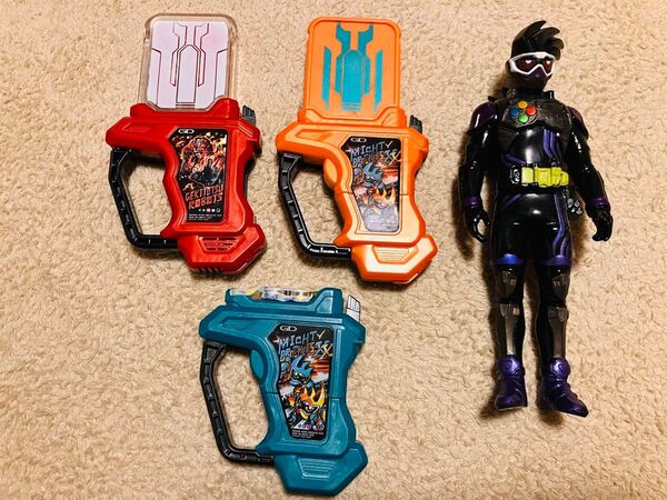 仮面ライダーエグゼイド ガシャポンサウンドライダーガシャット ソフビ まとめ売り