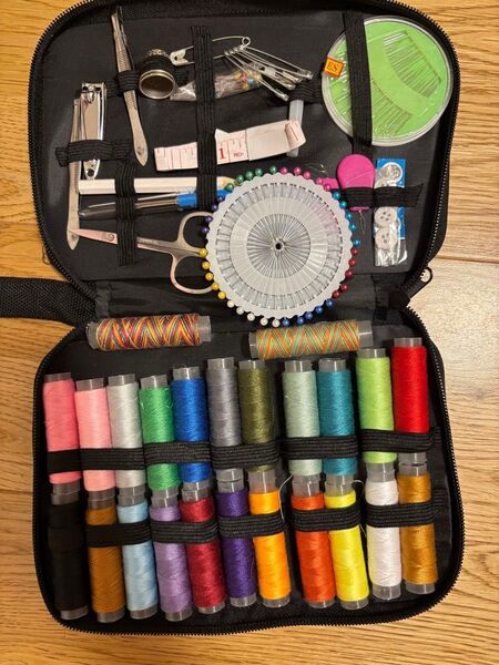 道具裁縫セット ソーイング ケース付 縫い糸 縫い針 78点刺繍 ハンドメイド