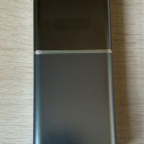 KYOCERA KYF35 パールシルバー