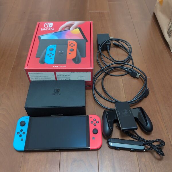 Nintendo Switch (有機ELモデル) ネオンブルー/レッド