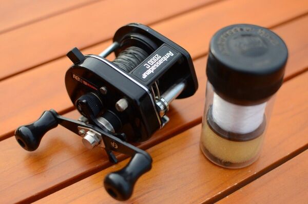 【替えスプール付き】AbuGarcia Ambassadeur 2000C