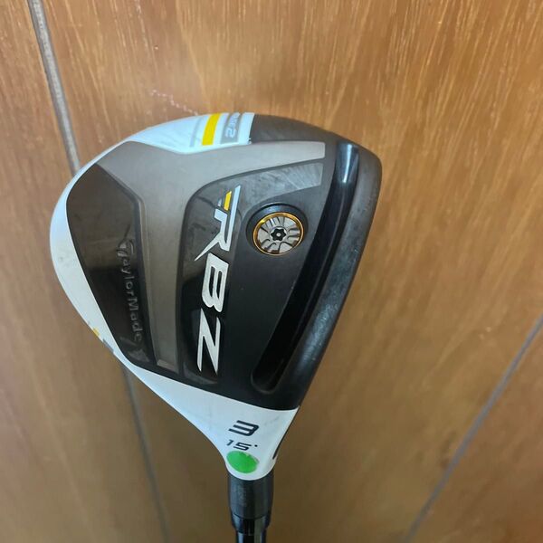 テーラーメイドRBZ ステージ2 3番ウッド15°純正Rシャフトになります。