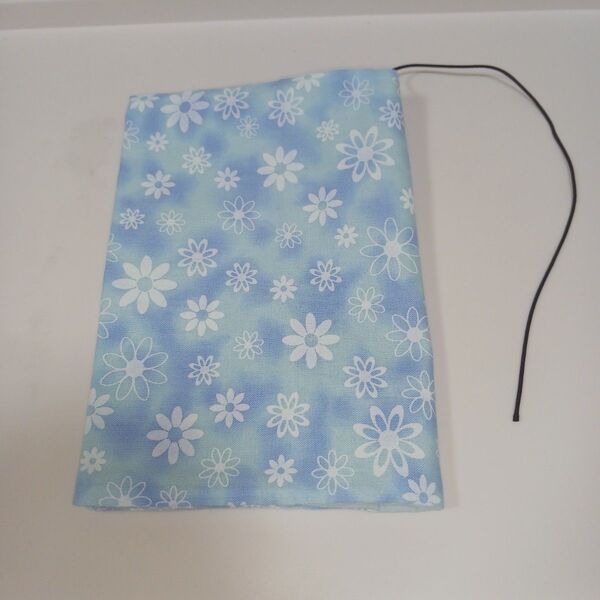 文庫本ブックカバー ハンドメイド 淡い花柄