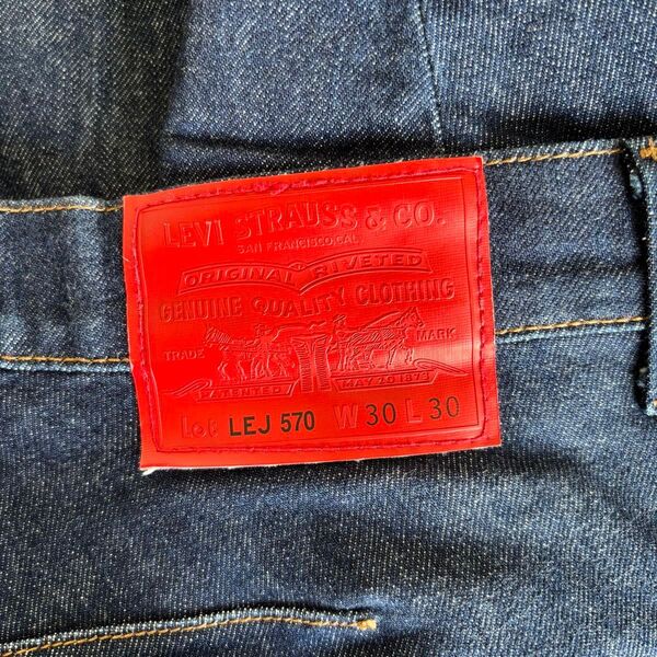 リーバイス LEJ570 W30 L30