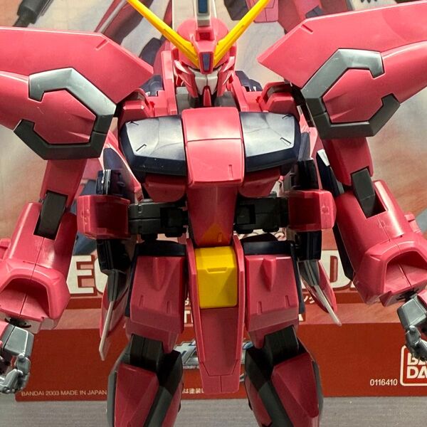 ガンダムSEED ガンプラ 1/100 イージスガンダム 素組み完成品 バンダイ 赤バンダイ