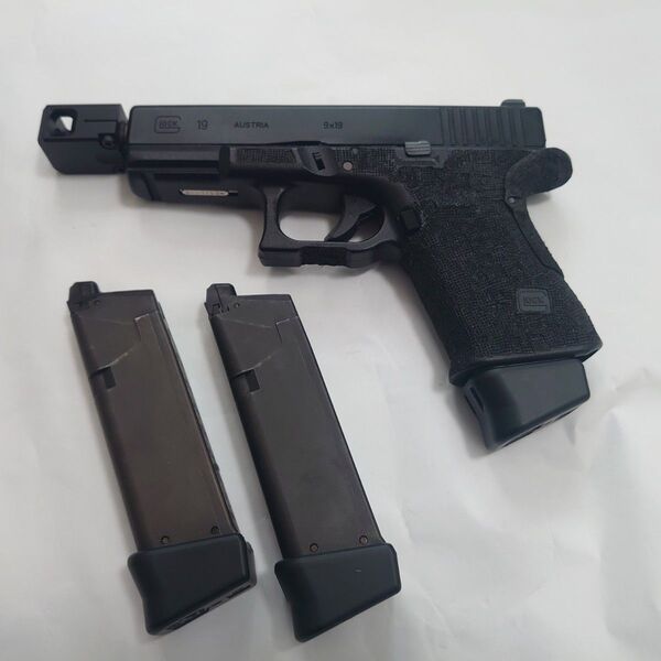 東京マルイ Glock 19 Gen3 ガスガン フルカスタム マガジン3本 + 東京マルイ純正新品ガスつき