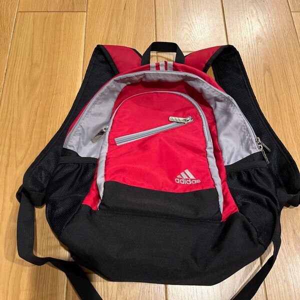 子供用 adidas リュック レッド×ブラック