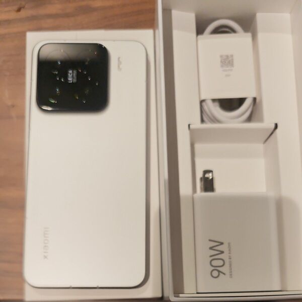 Xiaomi15 モバイル保険に入りやすい安心の国内版です。