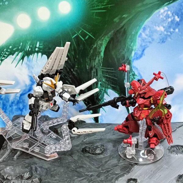 モビルスーツアンサンブル νガンダム サザビー マーキングプラス 台座 スタンド セット