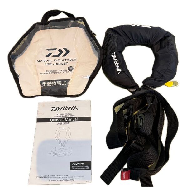 ダイワ(DAIWA) ライフジャケット DF-2520 手動膨張式 ブラック