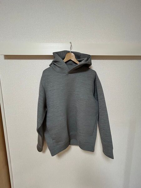 UNIQLO スウェットプルオーバーパーカー size:L