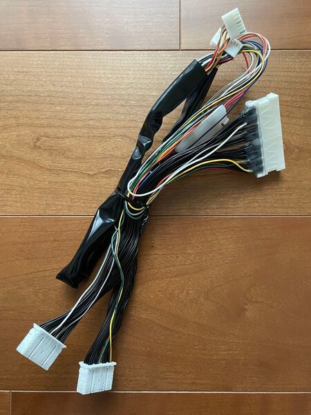 新品 ハーネスエアサスコントローラー ASC683L LEXUS レクサス VXFA50 LS500 GVF50 LS500h