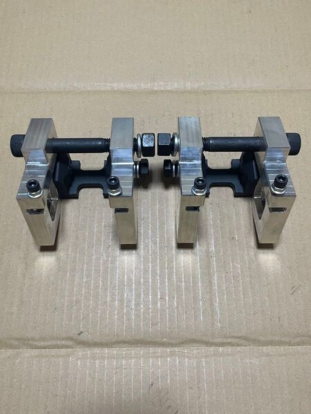 新品 210 クラウン ロールセンターアダプター リア 30ミリ ジュラルミン製