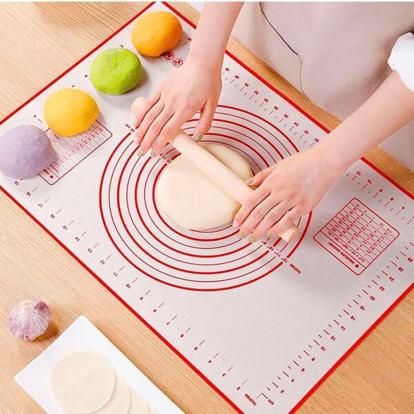 【未使用】シリコン パンこね台 クッキングマット 60×40cm 耐熱 目盛付き 折りたたみ収納◎ パン・お菓子作りに