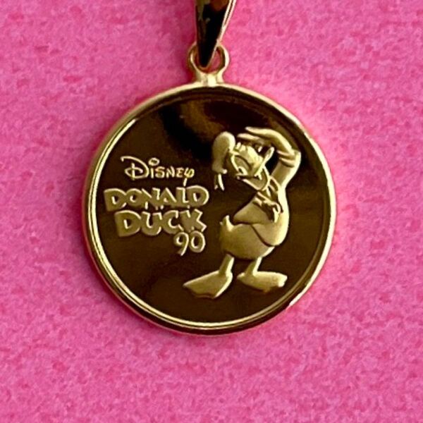 Disney ドナルドダック デージーダック 90周年記念 純金コイン ペンダント トップ1/20oz K24 純金メダル