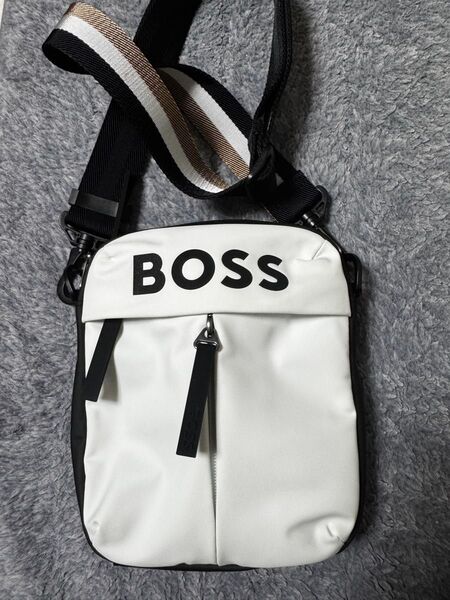 BOSS ショルダーバック 新品未使用