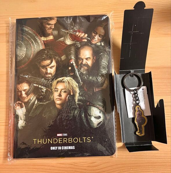 【非売品】映画サンダーボルツ ノートブック キャプテンアメリカ キーホルダー2点セット
