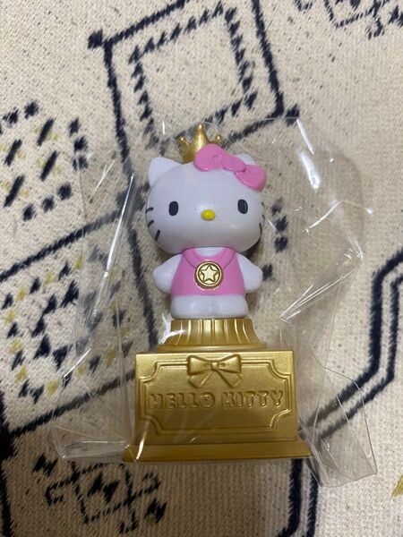 フィギュア ソフビ ちいかわ キーホルダー グッズ ミニトロフィー シークレットマスコット キティ ハローキティ サンリオ