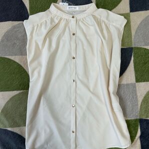 TO US PARK ノースリーブブラウス ホワイト 未使用