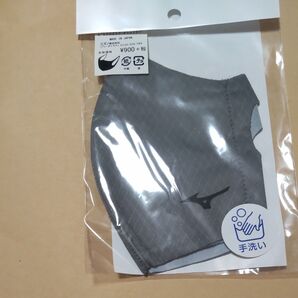 ミズノ マスク グレー 未使用チェック柄Мサイズです。
