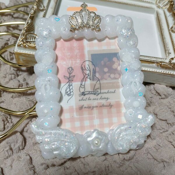 ハンドメイド B8 縦 ホイップデコ 硬質ケースデコ トレカケースデコ 天使イメージ 可愛い 推し活 推しカラー