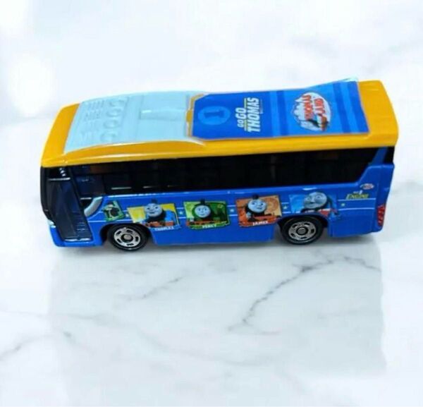 トミカ NO.16 きかんしゃトーマス バス