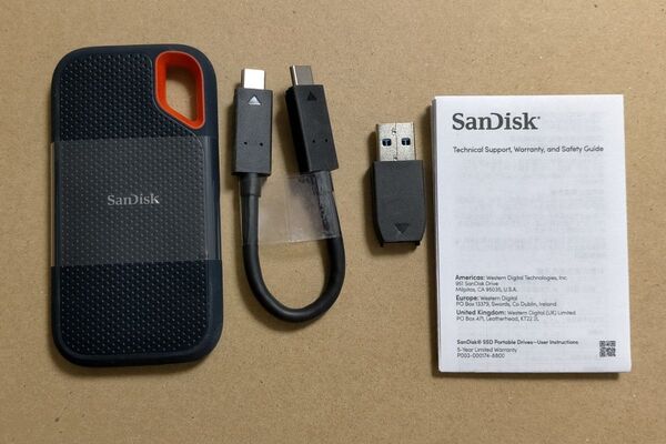 タイムセール SanDisk Extreme V2 1TB 外付け SSD USB3.2Gen2 防滴防塵 SDSSDE61