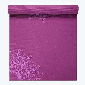 送料無料 gaiam ヨガマット メダリオンデザイン 4mm MEDALLION YOGA MAT 紫 エクササイズ ピラティス フィットネス ラテックスフリー
