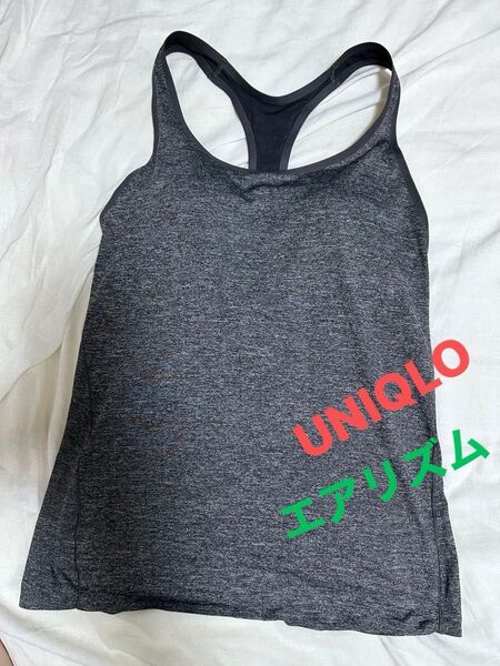 【M】UNIQLO エアリズム カップ付きマッチョタンクトップ ヨガ ヨガウェア