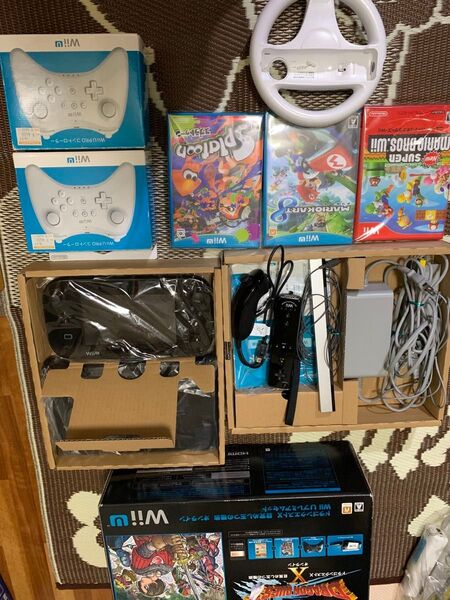 【すぐに遊べる】Nintendo wiiU ドラクエ箱 かなりお得なセット 動作確認済 ニンテンドー プロコン2個リモコンハンドル