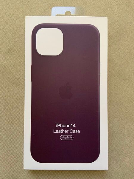 Apple新品iPhone14 レザーケース正規品ダークチェリー