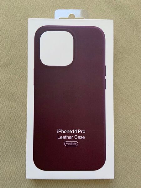 純正iPhone 14 Pro レザーケースApple新品ダークチェリー