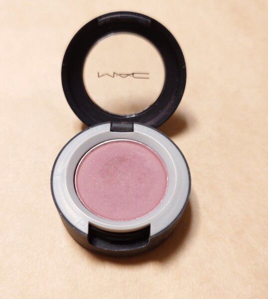 MAC パウダーキスアイシャドウ ライプンド