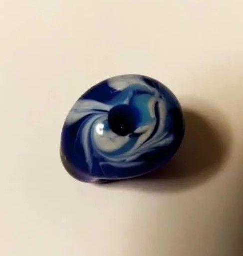 帯留め ハンドメイド ガラス とんぼ玉 マーブル ブルー 青色
